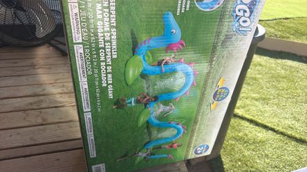 Dragon sprinkler interactive blow up