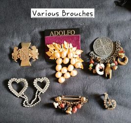 Vintage Broches