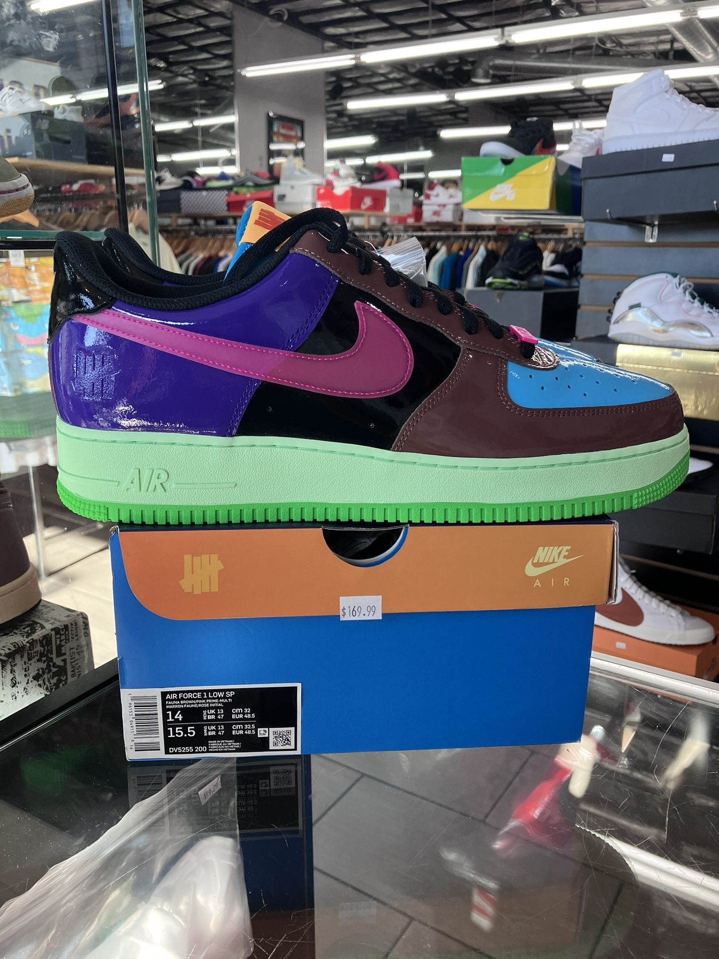 Undefeated x Nike Air Force Low SP Multi Patent Pink Prime