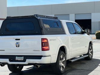 Ram 1500 5.7Ft Aluminum camper shell