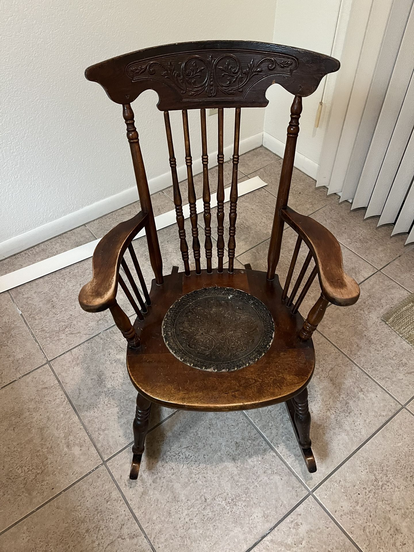 Antique Oak Rocking Chair With Leather Printed Seat