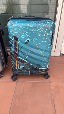 Safari Hard Shell Spinner Luggage Suitcase