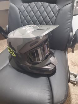 FOX Helmet with Fox Goggles Youth Large Dot Approved