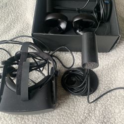 Oculus Rift Bundle 