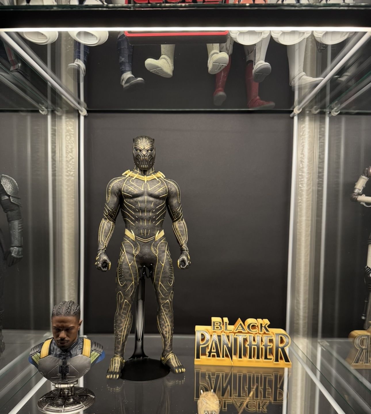 Hot Toys Marvel Black Panther Killmonger With Bust And 3d Printed Sign Star Wars 1/6 Scale