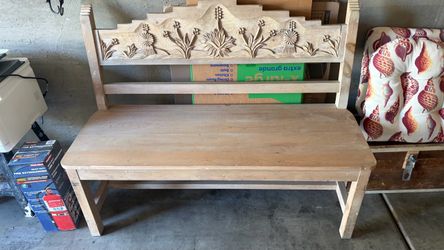 Bench and carved from Germany