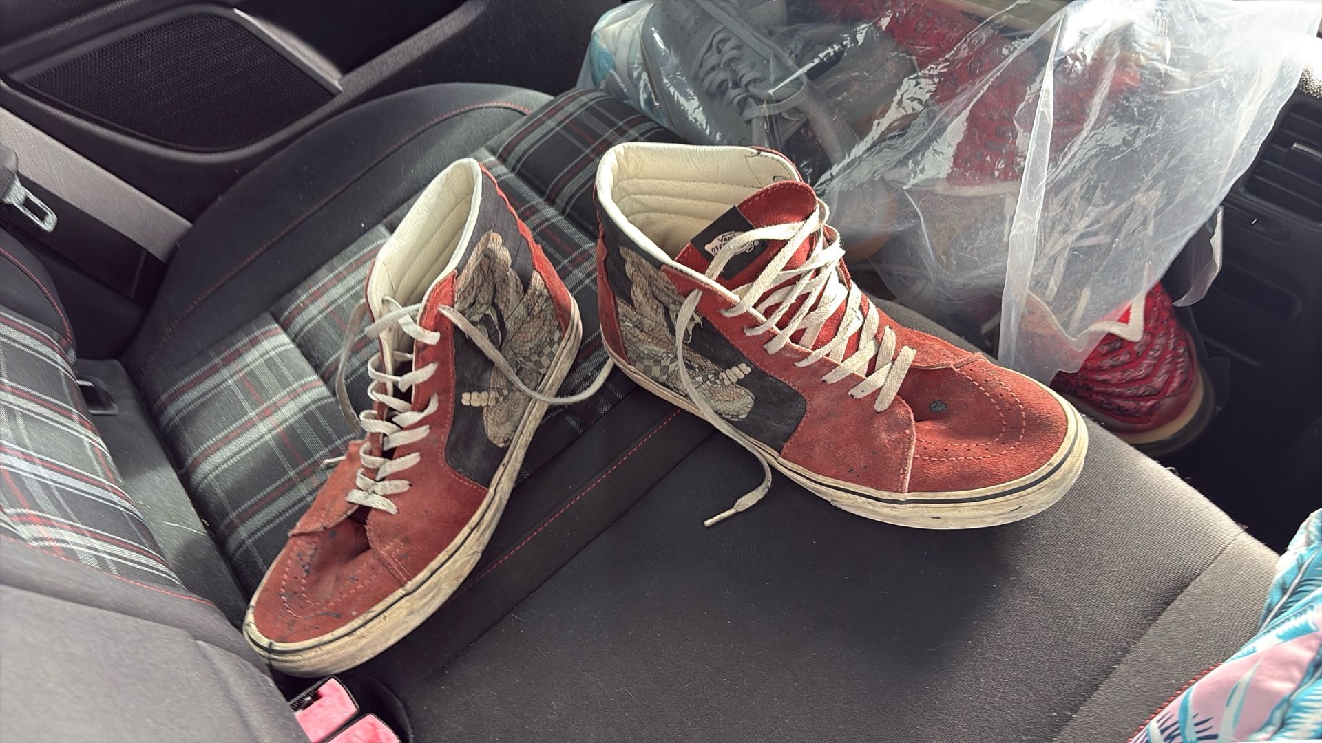 Snake Vans