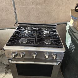 Dacor Range 30  Gas 