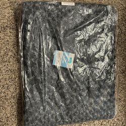 Small Gray Crate Mat