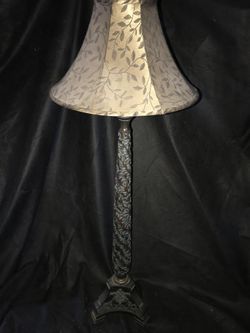 Antique style lamp