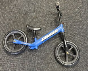 STRIDER  classic  Balance 12" Bike  blue