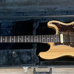 Paul Bryan Custom Strat-Style Electric Guitar w/ Hardshell Case