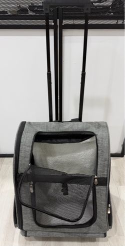 Backpack pet travel carrier with wheels for pets 10 pds