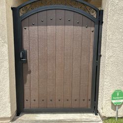 Custom metal gate 