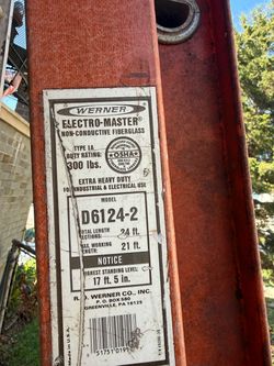 Werner Electro-Master 24 ft Fiberglass Extension Ladder