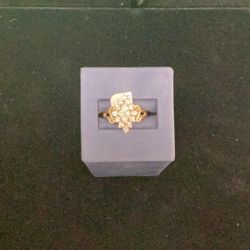 14K Yellow Gold Ladies Cluster Ring 
