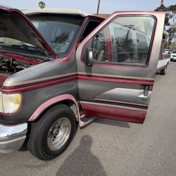 Ford E150 Econoline