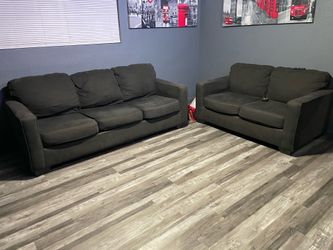 Couches 150$