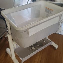 Electric Rocking Bassinet