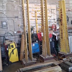 Frame Pulling Machine