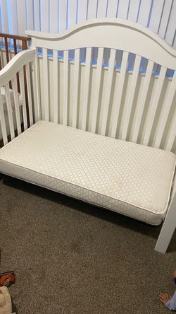 Baby crib
