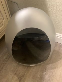 EyeVac touchless vacuum cleaner