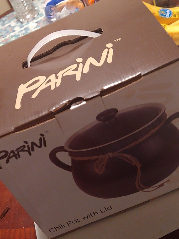 Parini Ceramic Chili Pot With Lid
