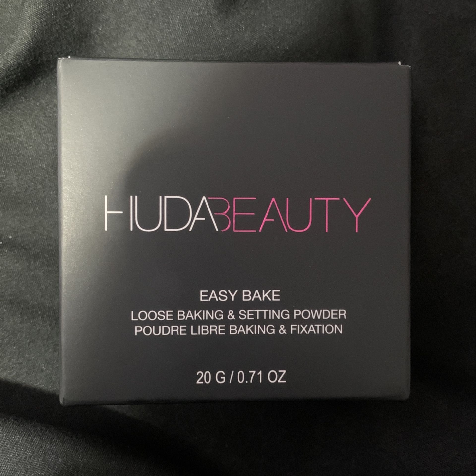 Huda Beauty Setting Powder
