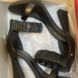 Guess Heels 8.5