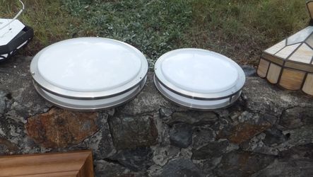 Ceiling Fixtures - Fluorescent