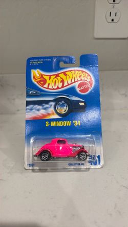 3 window 34 Hot Wheels