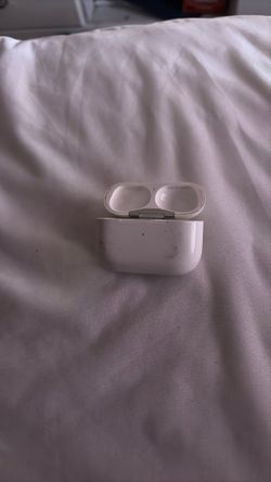 AirPod pros case