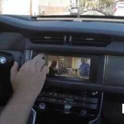 Range Rover and Jaguar Airplay Miracast Video In Motion Interface
