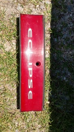 Eclipse trunk trim piece