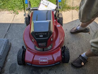 Toro 22" 60V Recycler - Self Propelled/Personal Pace