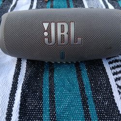 JBL CHARGE 5 Portable BLUETOOTH. WATERPROOF. SPEAKER WITH POWERBANK CHAR  