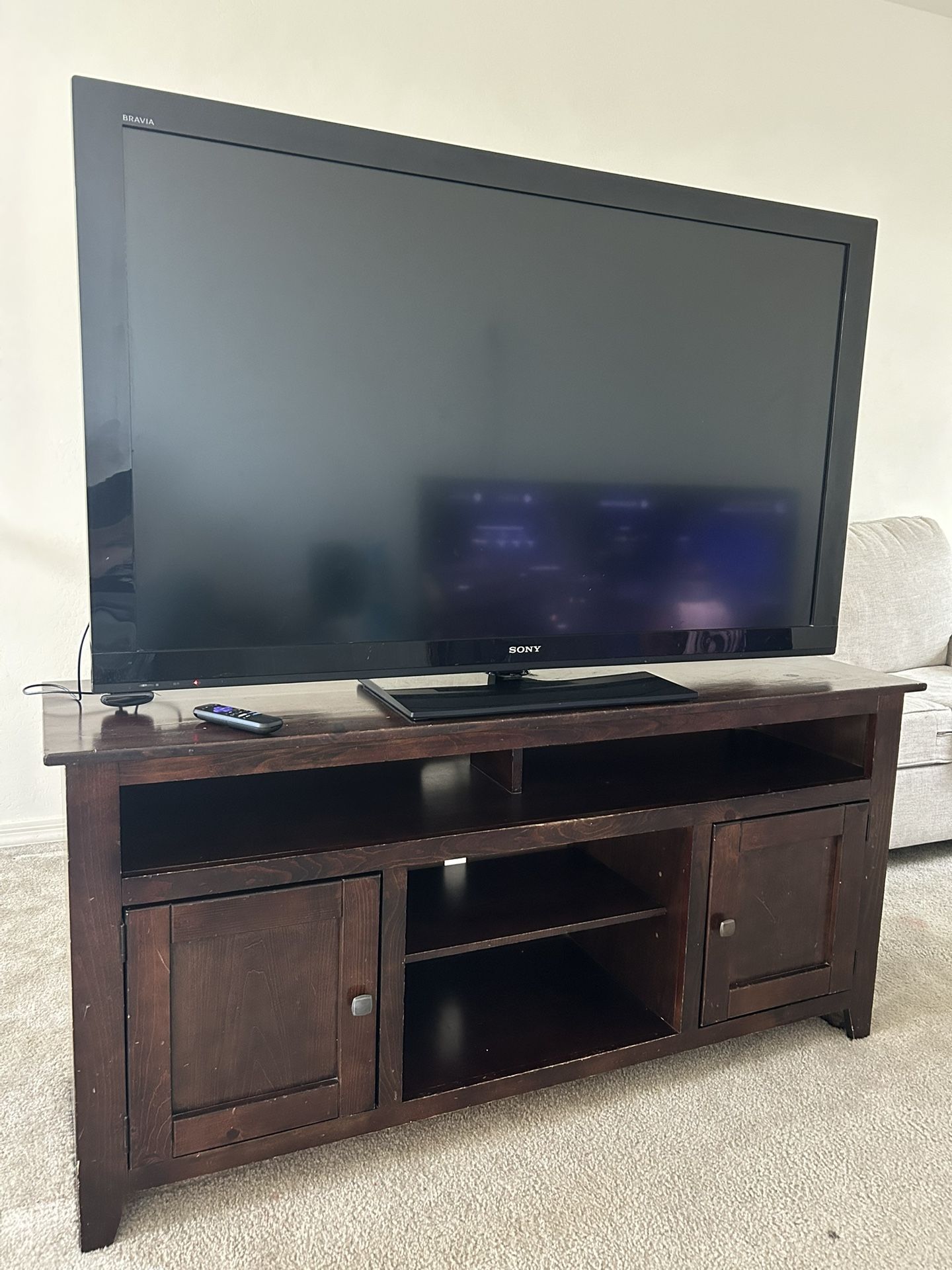 65in Sony Tv And TV stand
