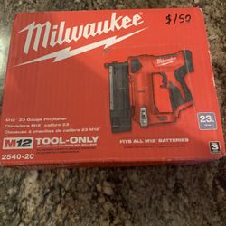 Milwaukee M12 Tool Only Nuevo