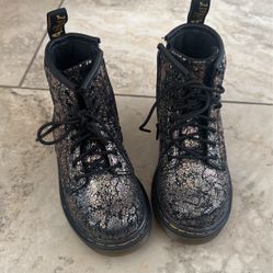 Dr Martens Toddler Boots