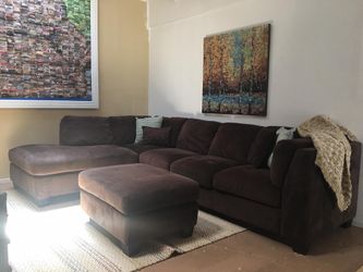 Dark brown sectional w ottoman