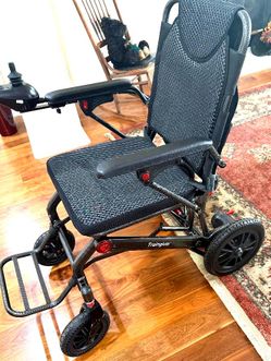 New lightweight Electric Wheelchair