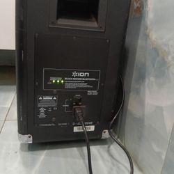 ION BLOCK ROCKER PORTABLE SPEAKER SYSTEM 