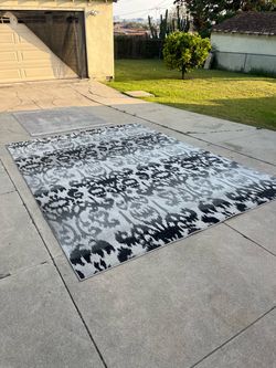 Large Gray and Black Ikat Area Rug