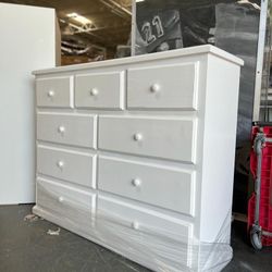 White Pinewood Dresser Assemble 