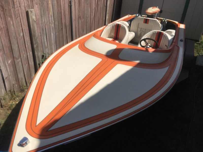 1978 TAHITI JET BOAT
