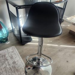 Bar Stools/ Sillas de Desayunador