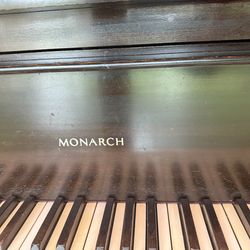 Baby Grand Monarch Piano - Antique
