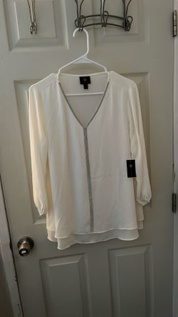 Macy’s JM Collection Holiday Top SZ Medium