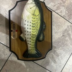 Big Mouth Billy Bass/ The Singing Fish