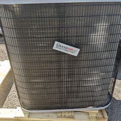 2011 Carrier (Grand aire)   3 Ton AC Condenser Straight Cool R410a  refrigerant.  

Charged with r410a.   